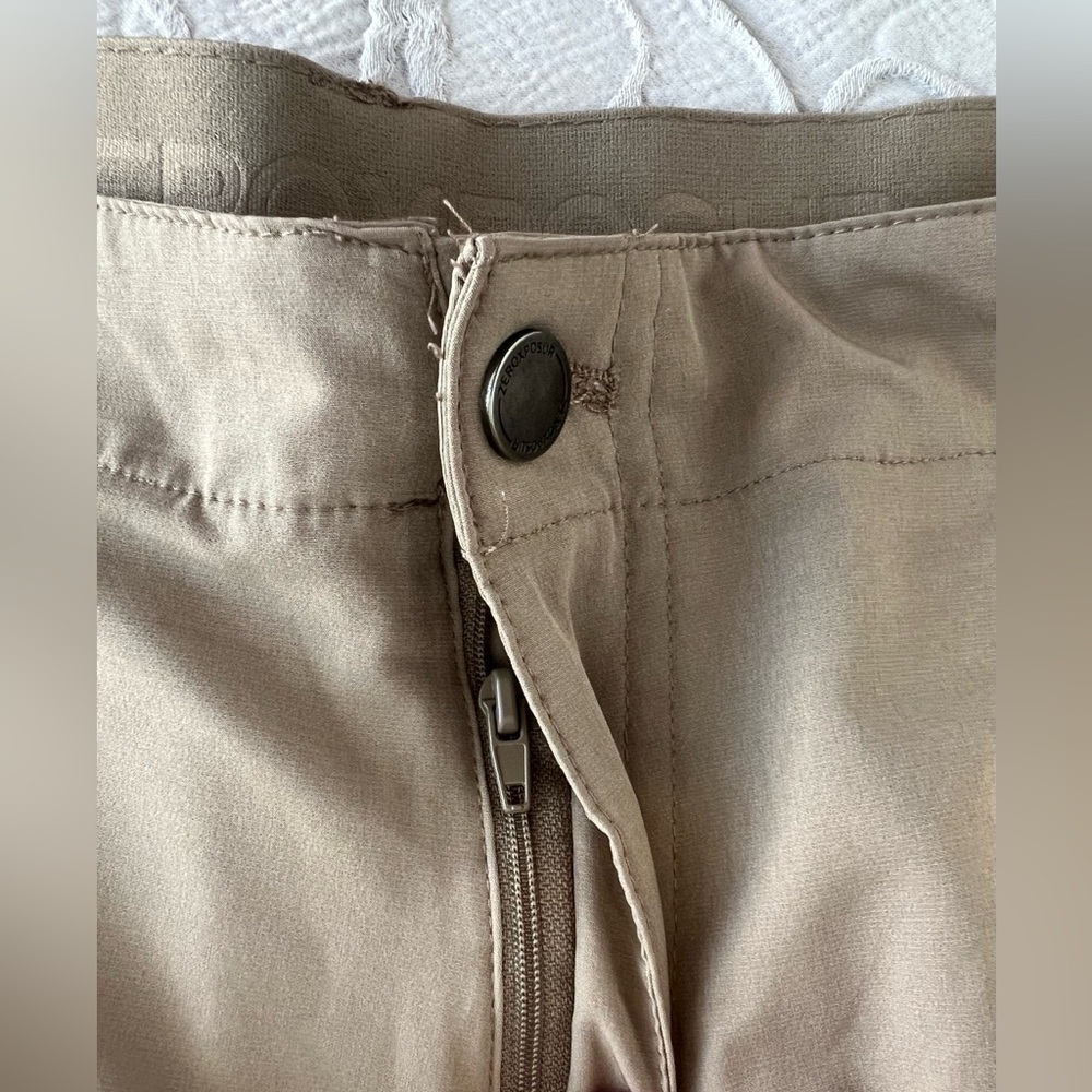 men's zeroxposur Khaki Moisture Wicking Shorts Size 40 (0642) - Picture 8 of 12